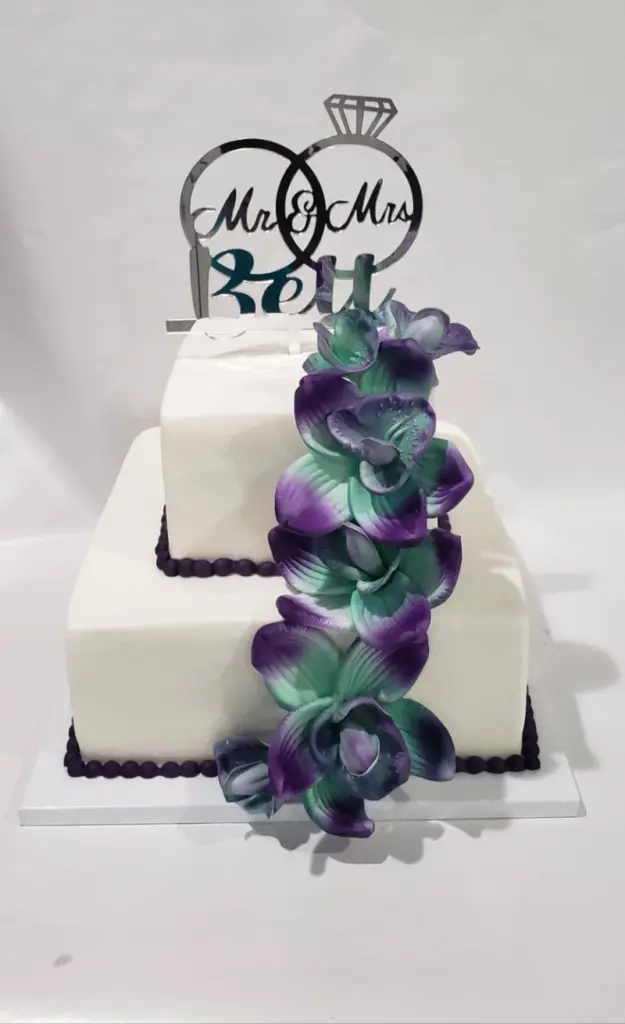 Custom Wedding Cakes by Sweet Delight Cakery