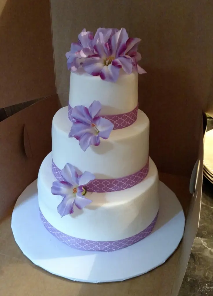 Custom Wedding Cakes by Sweet Delight Cakery